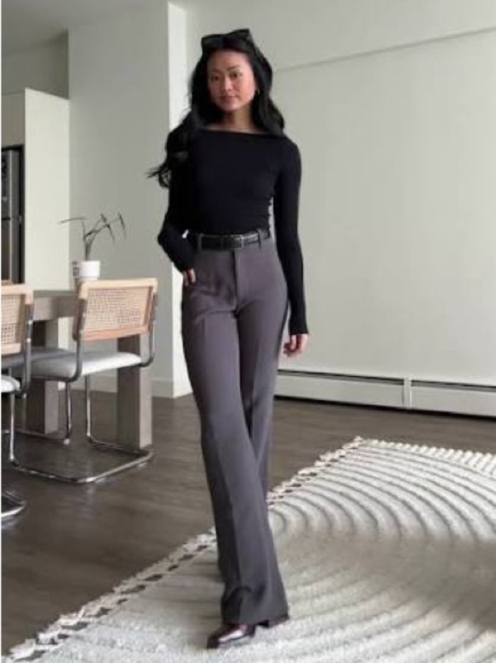 Aritzia Babaton Publish Pant in Grey